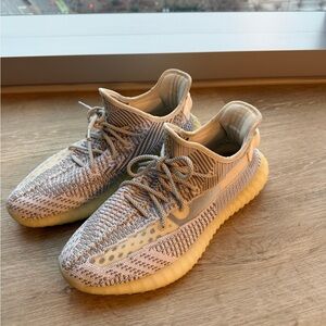 Yeezy Sneakers in Gray and Cream